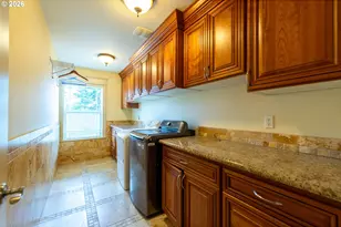 4107 NE 105th Ave, Portland, OR 97220 - Photo 42