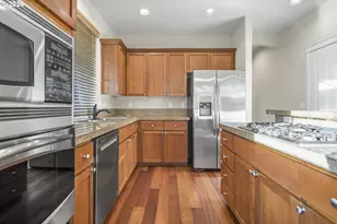 490 NE 64th Way, Hillsboro, OR 97124 - Photo 16