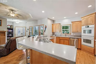 724 Lost Ln, Keizer, OR 97303 - Photo 12