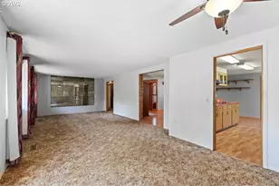 212 S Water St, Weston, OR 97886 - Photo 8