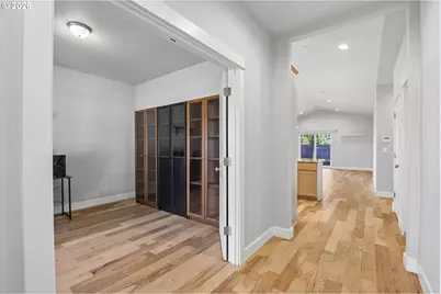 640 SE Sumner St, Camas, WA 98607 - Photo 4