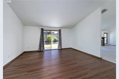 254 SW Nancy Cir, Gresham, OR 97030 - Photo 10