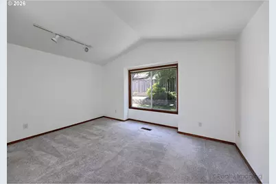 254 SW Nancy Cir, Gresham, OR 97030 - Photo 16