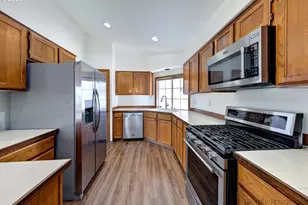 254 SW Nancy Cir, Gresham, OR 97030 - Photo 14