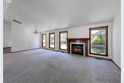 254 SW Nancy Cir, Gresham, OR 97030 - Photo 4