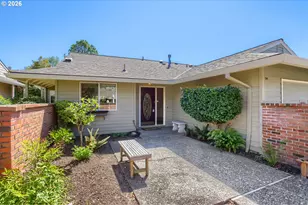 16700 SW Matador Ln, King City, OR 97224 - Photo 2