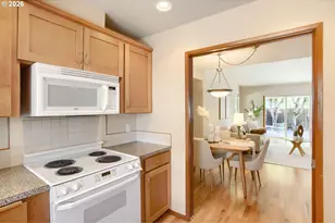 16700 SW Matador Ln, King City, OR 97224 - Photo 8