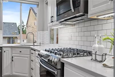 15541 SW 144th Ter, Portland, OR 97224 - Photo 20