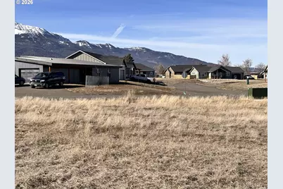 602 N Simeon St, Joseph, OR 97846 - Photo 4