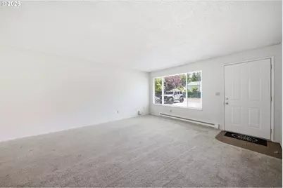805 SE Rene Ave, Gresham, OR 97080 - Photo 8