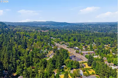19477 View Dr, West Linn, OR 97068 - Photo 48