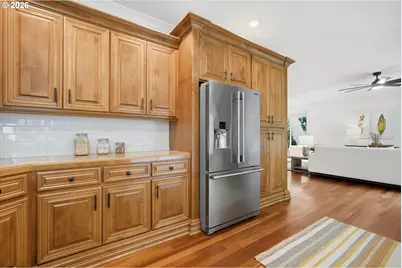 19477 View Dr, West Linn, OR 97068 - Photo 16