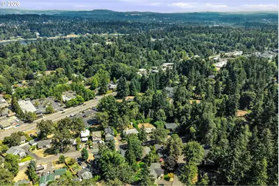19477 View Dr, West Linn, OR 97068 - Photo 46