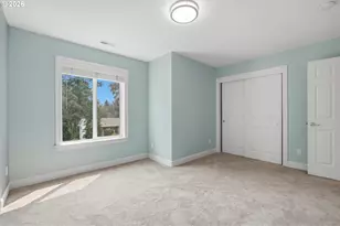 19477 View Dr, West Linn, OR 97068 - Photo 26