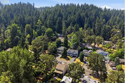 19477 View Dr, West Linn, OR 97068 - Photo 38