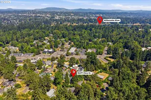 19477 View Dr, West Linn, OR 97068 - Photo 40