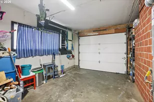 731 SE 143rd Ave, Portland, OR 97233 - Photo 28