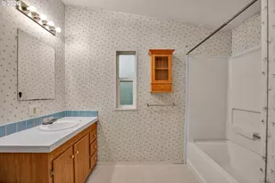 29805 Gregory Rd, Rainier, OR 97048 - Photo 12