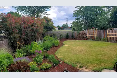 8565 SW Stratford Ct, Tigard, OR 97224 - Photo 10