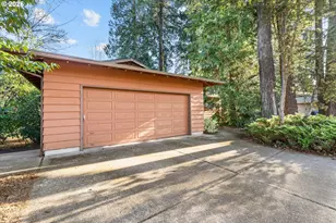 6167 SE Kellogg Ct, Milwaukie, OR 97267 - Photo 2