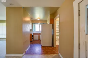 214 SE 101st Ave, Vancouver, WA 98664 - Photo 6