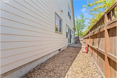 15218 NW Fig Ln, Portland, OR 97229 - Photo 30