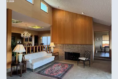 8003 SE Evergreen Hwy, Vancouver, WA 98664 - Photo 14
