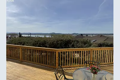 8003 SE Evergreen Hwy, Vancouver, WA 98664 - Photo 16