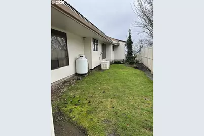 8003 SE Evergreen Hwy, Vancouver, WA 98664 - Photo 32