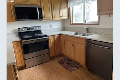 600 Lincoln Ave, Cottage Grove, OR 97424 - Photo 10