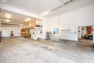 1055 NW Estate Dr, Seal Rock, OR 97376 - Photo 32