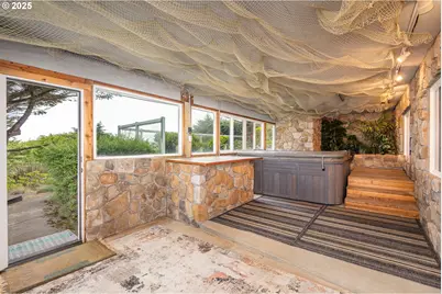 1055 NW Estate Dr, Seal Rock, OR 97376 - Photo 34