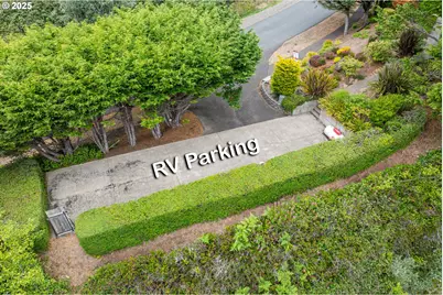 1055 NW Estate Dr, Seal Rock, OR 97376 - Photo 40
