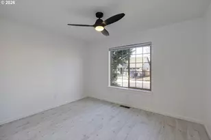 612 N 6th St, Carlton, OR 97111 - Photo 24