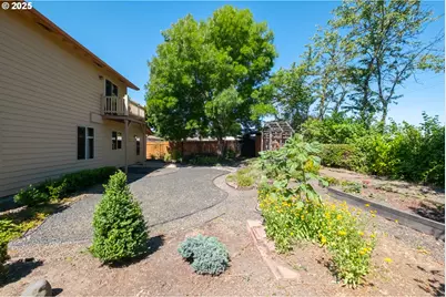 2465 40th Ave, Albany, OR 97322 - Photo 46