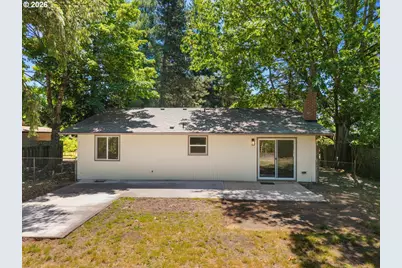 13445 SW Evergreen St, Beaverton, OR 97005 - Photo 26