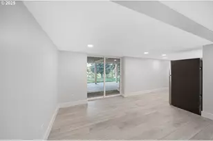 1955 28th St, Coos Bay, OR 97420 - Photo 36