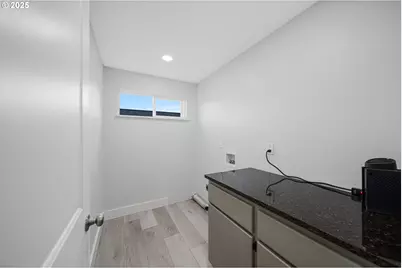 1955 28th St, Coos Bay, OR 97420 - Photo 24