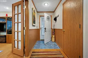 615 N Tomahawk Island Dr, Portland, OR 97217 - Photo 12