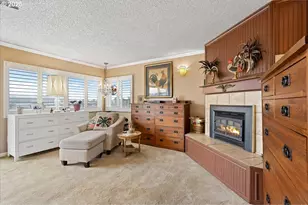 615 N Tomahawk Island Dr, Portland, OR 97217 - Photo 30