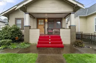 309 Washington St, Oregon City, OR 97045 - Photo 1