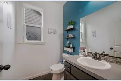 2303 NE Deciduous Ave, Albany, OR 97321 - Photo 10