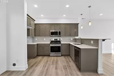 7417 NE Fremont, Portland, OR 97213 - Photo 6