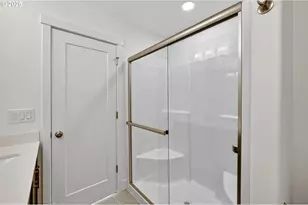 7417 NE Fremont, Portland, OR 97213 - Photo 14