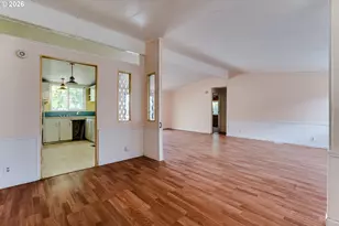 658 S 57th St, Springfield, OR 97478 - Photo 10