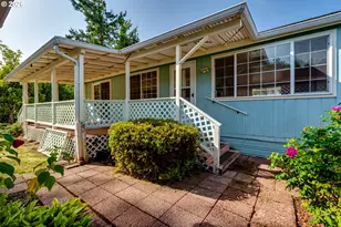 658 S 57th St, Springfield, OR 97478 - Photo 1