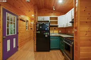 71046 E Salmonberry Rd, Rhododendron, OR 97049 - Photo 12