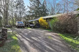 2590 Dee Hwy, Hood River, OR 97031 - Photo 8