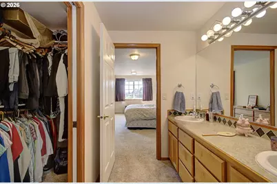 948 Edinburgh Ct, Kelso, WA 98626 - Photo 28