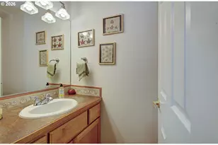 948 Edinburgh Ct, Kelso, WA 98626 - Photo 14